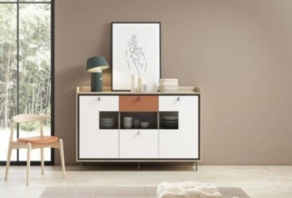 Aparador de 150 cm con patas, Mod. Alessio Aparadores en Bilbao