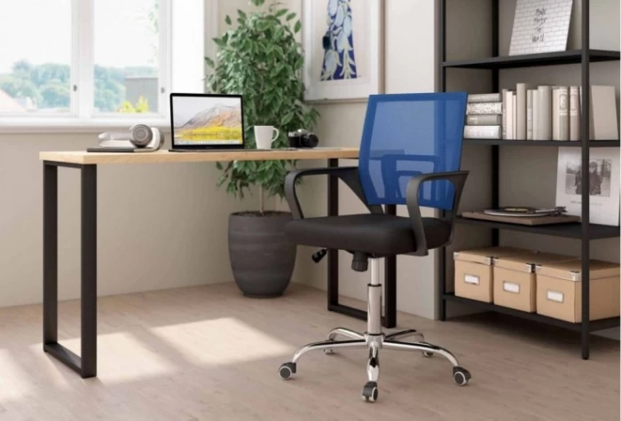 Silla de escritorio con ruedas, Mod. Chi