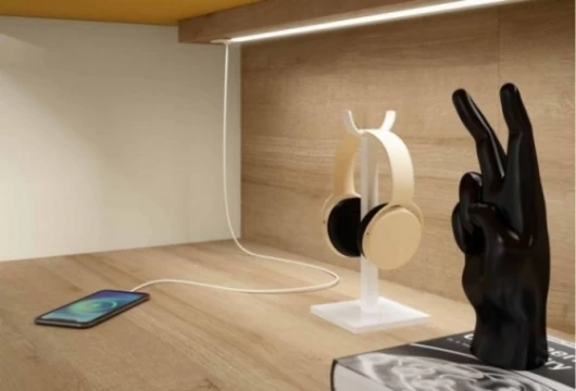 Dormitorio juvenil con cama elevada, Mod. Lando