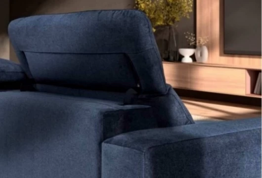 Sofa chaise longue desllizante, Mod. Meni Chaiselongue y Rinconeras en Bilbao