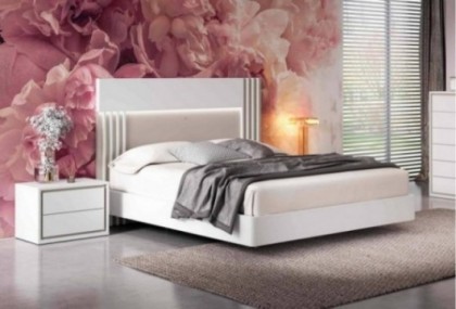 Cabecero y 2 mesitas, Mod. Afrodita Conjuntos Dormitorio en Bilbao