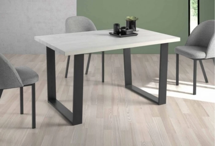 Mesa de comedor fija patas metálicas, Riviera Mesas de comedor en Bilbao