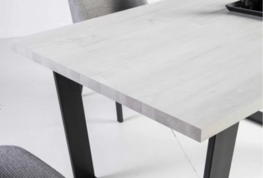 Mesa de comedor fija patas metálicas, Riviera Mesas de comedor en Bilbao