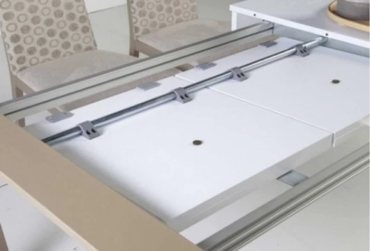 Mesa de comedor con 2 aperturas Atlantis Mesas de comedor en Bilbao