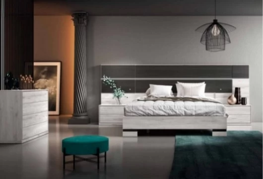 Cabecero de cama y 2 mesitas Mod. Udine Conjuntos Dormitorio en Bilbao