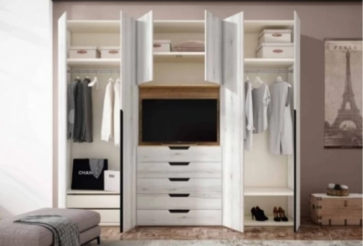 Armario con hueco para tv, Mod. Graf Armarios de Dormitorio en Bilbao