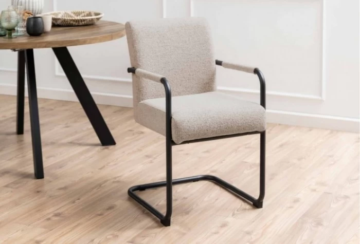 Silla basculante c/reposabrazos, Mod. Eleda Sillas de Comedor en Bilbao