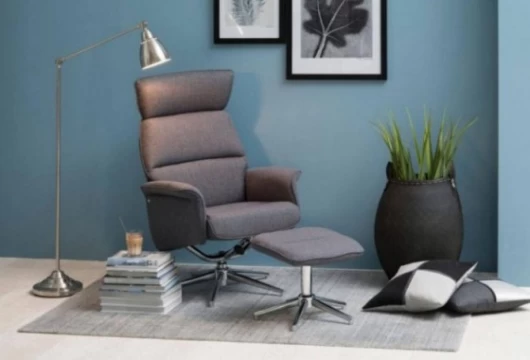 Sillón relax con puf tapizado gris, Mod.Vinder Sillón relax en Bilbao