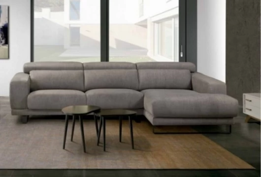 Sofá chaise longue, Mod. Baram Chaiselongue y Rinconeras en Bilbao