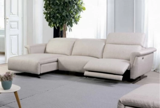 Sofa chaise longue relax eléctrico, Mod. Ridin Chaiselongue y Rinconeras en Bilbao