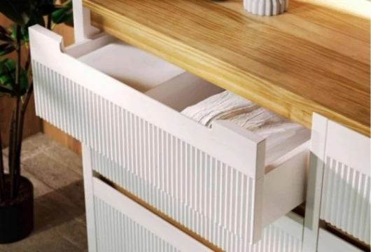 Comodin de 134 cm, Mod. Tallin Cómodas en Bilbao