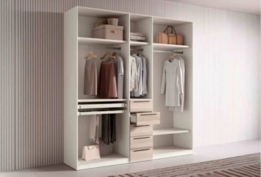 Armario de 5 puerta batientes, Mod. Virginia Armarios de Dormitorio en Bilbao